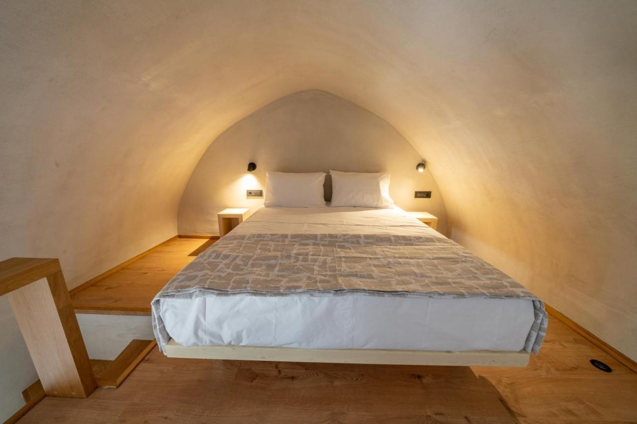 Alaya Suites Pyrgos Kallistis Exterior photo
