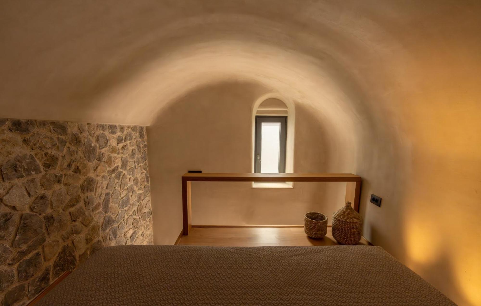 Alaya Suites Pyrgos Kallistis Exterior photo