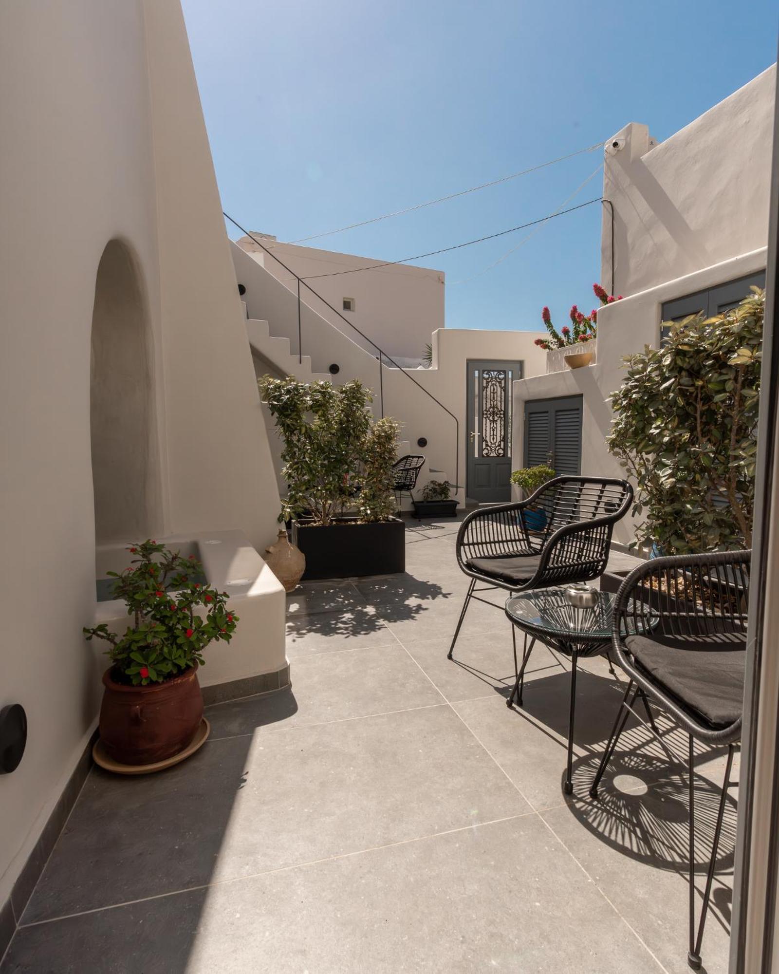 Alaya Suites Pyrgos Kallistis Exterior photo