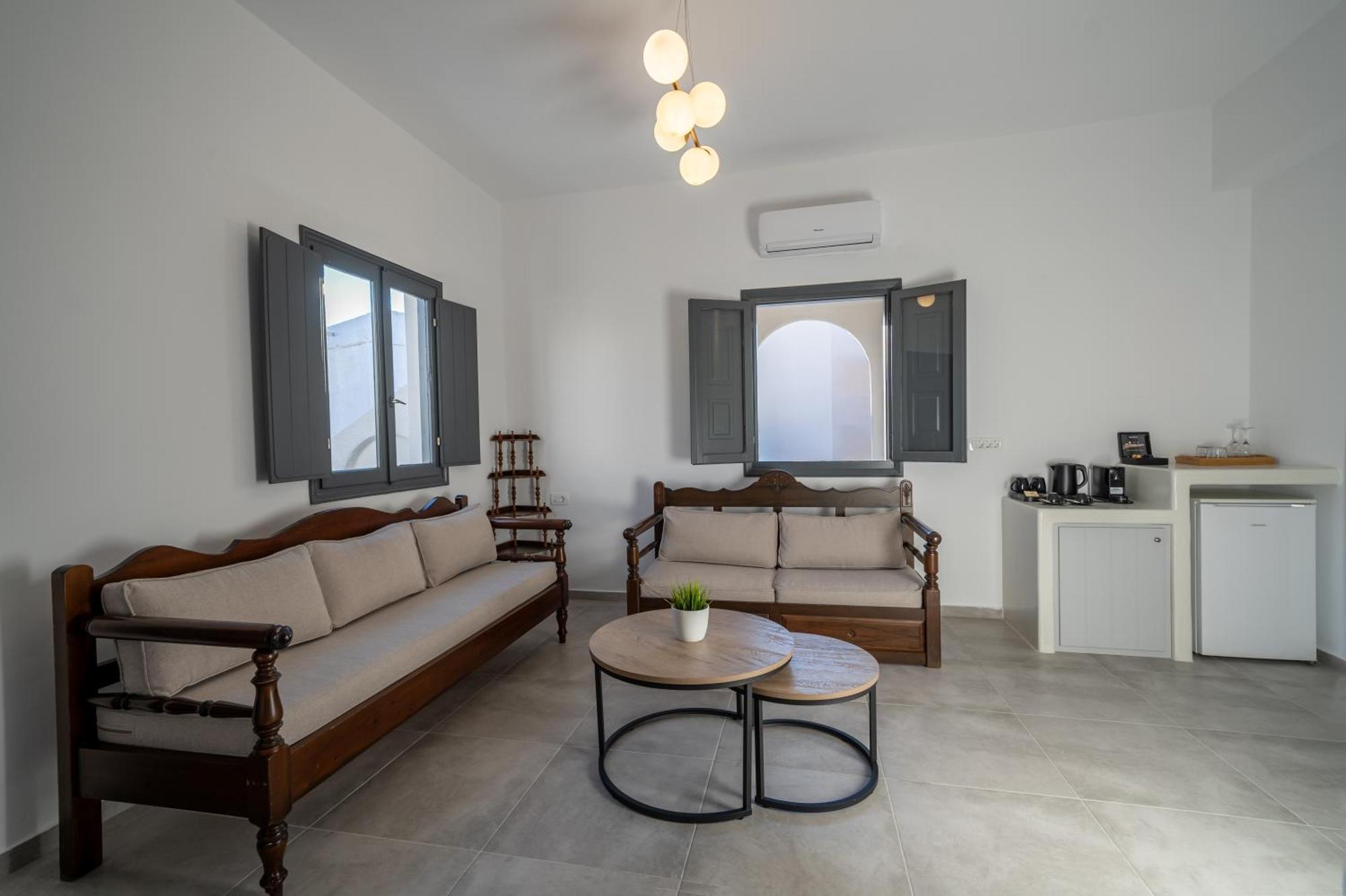 Alaya Suites Pyrgos Kallistis Exterior photo