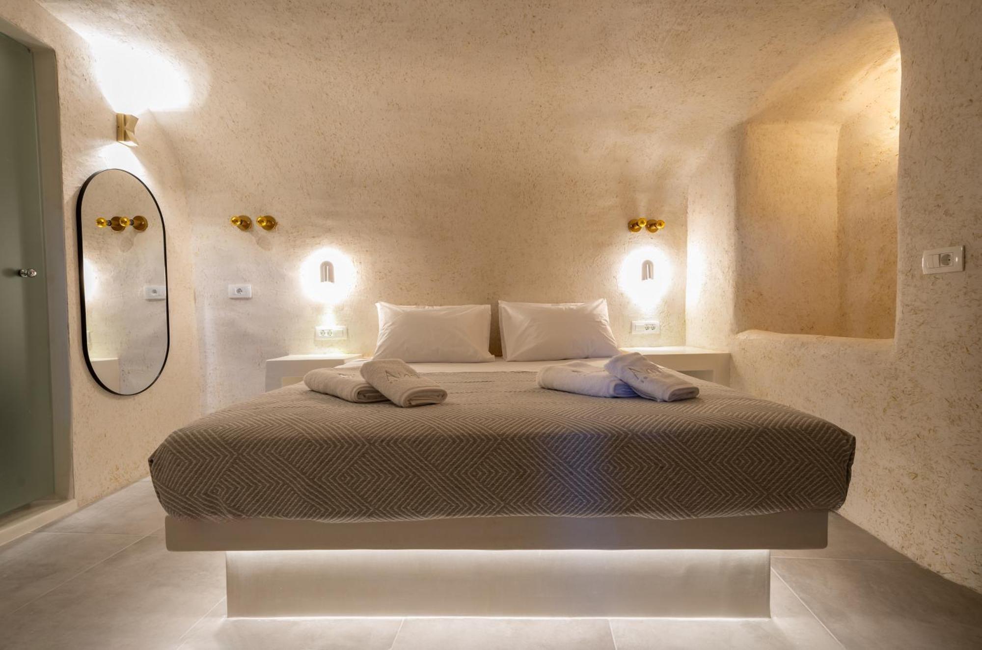 Alaya Suites Pyrgos Kallistis Exterior photo