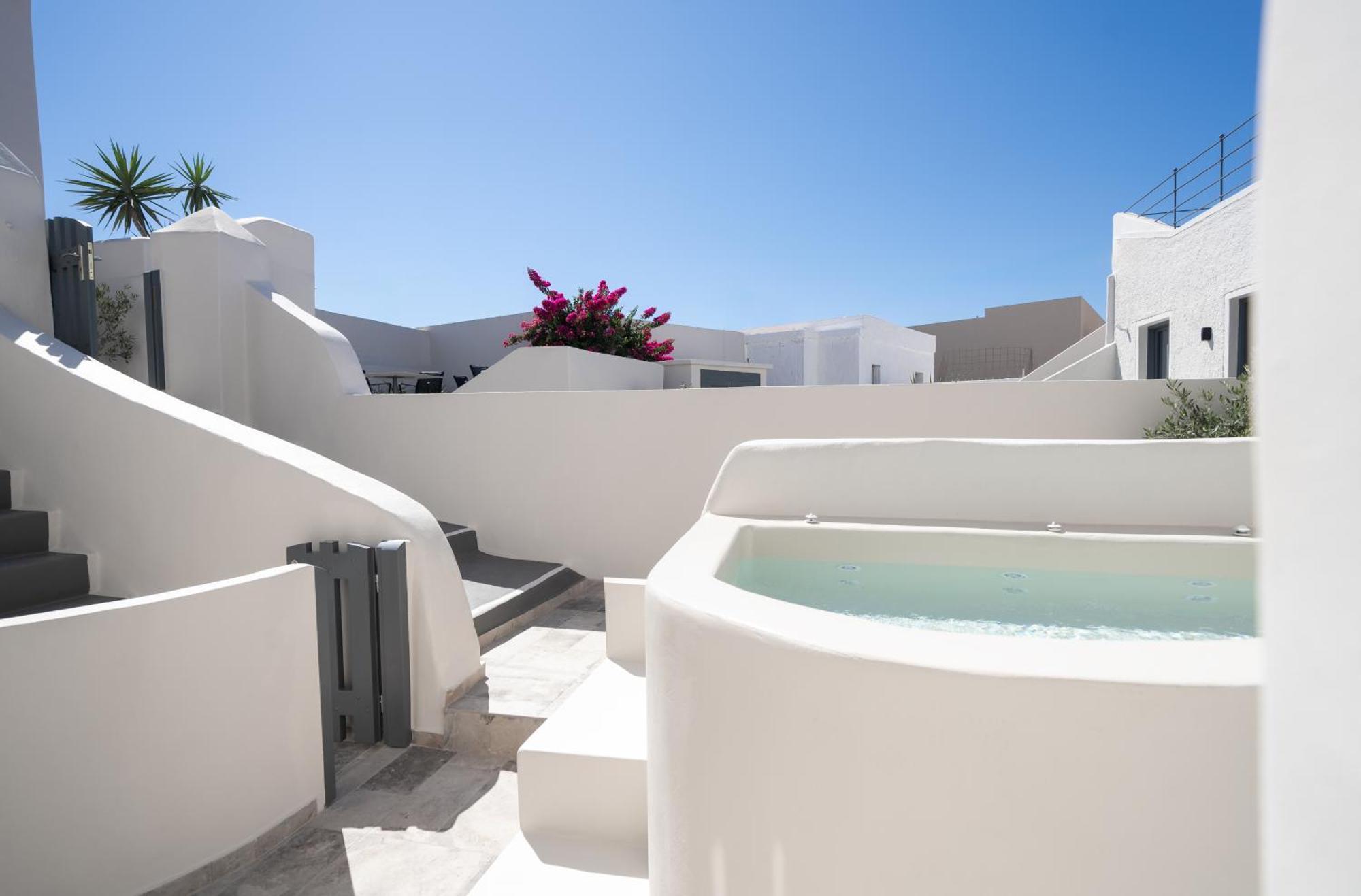 Alaya Suites Pyrgos Kallistis Exterior photo